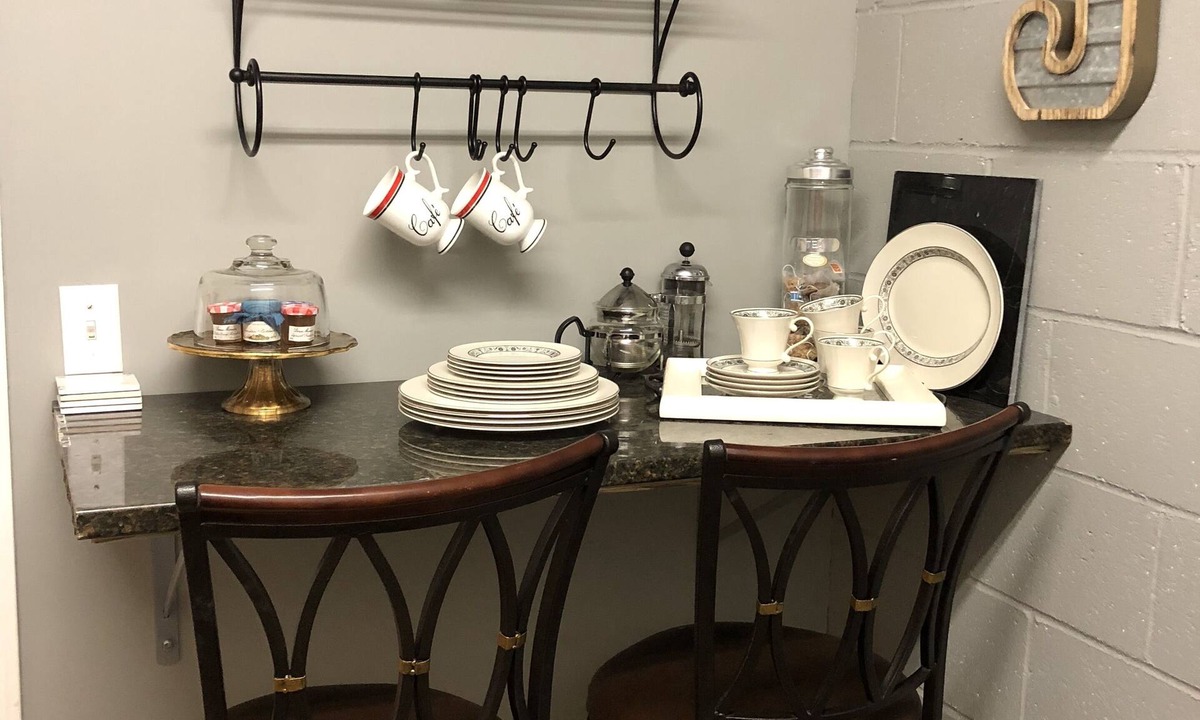 Sans Souci Apartment | Alora Abode Studio near Furman University
