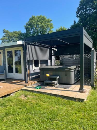 Higher Walton House | Alpaca Fold