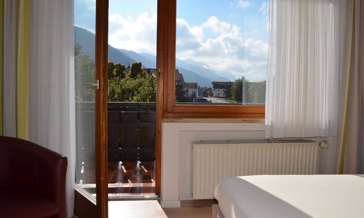 Buching Bed & Breakfast | Alpchalet Schwanstein