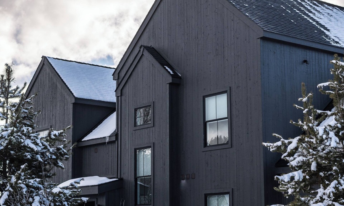 McCall House | Alpenglow Haus - A Gilded Mountain Retreat