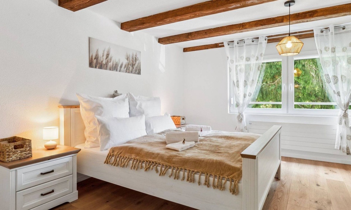 Luchsingen Apartment | Alpenzauber Chalet by Interhome