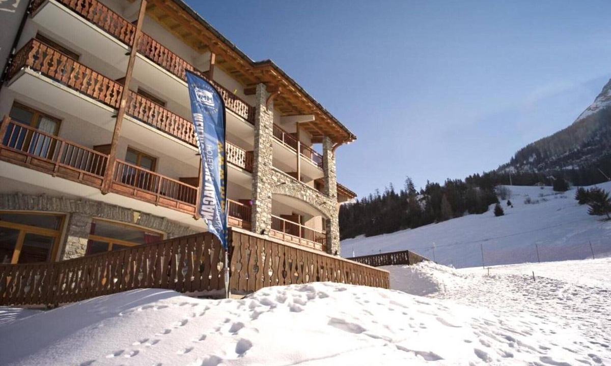 Val Cenis Apartment | Alpine Base with Hot Tub & Pool