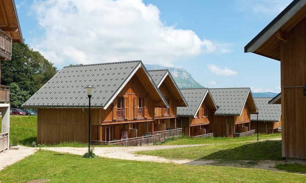 La Feclaz Condo | Alpine Duplex Delight | 2BR for 8