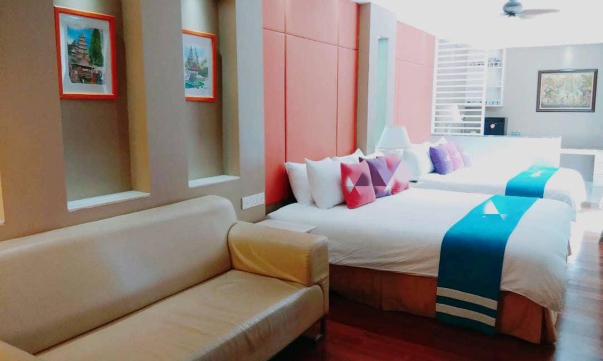 Taman Tanjung Villa | Alpine GLX Deluxe Suite