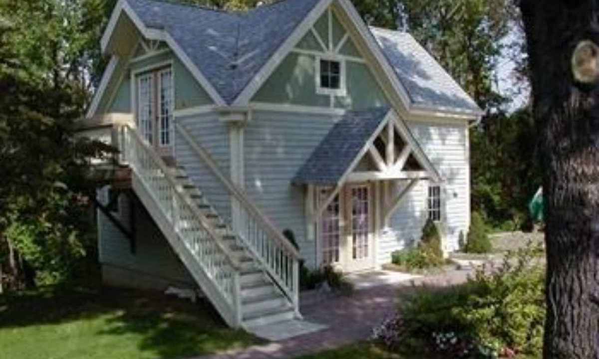 Vernon Bed & Breakfast | Alpine Haus Bed & Breakfast Inn