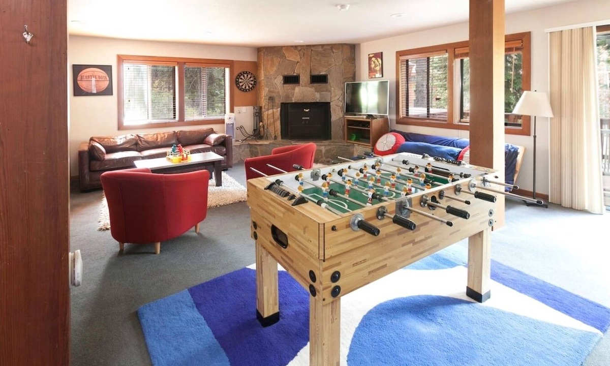 Alpine Meadows House | Alpine Meadows Retreat - Bunkroom w/Foosball