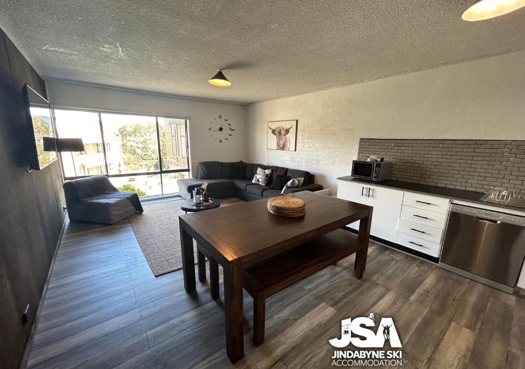 Jindabyne Apartment | Alpine Mountain View 43