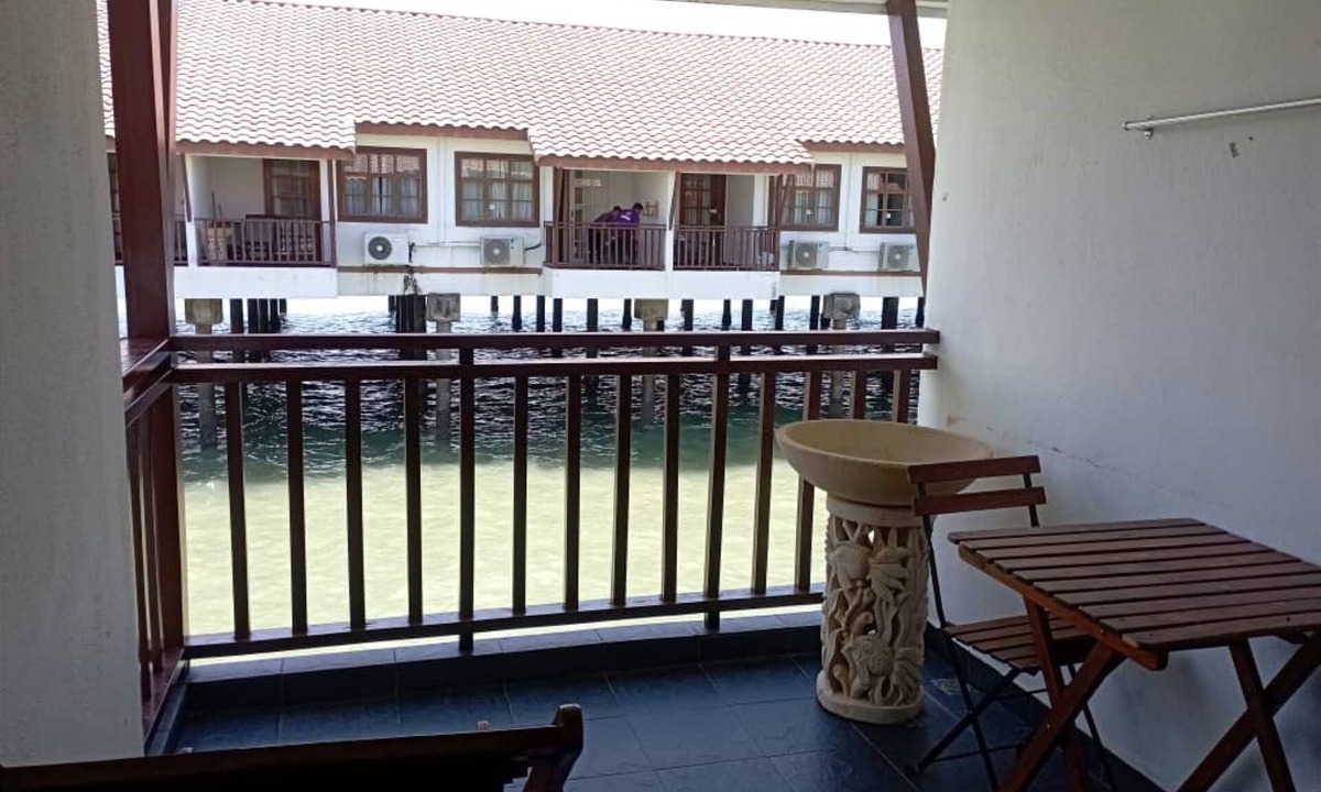 Taman Tanjung Apartment | Alpine Premium Water Chalet 2