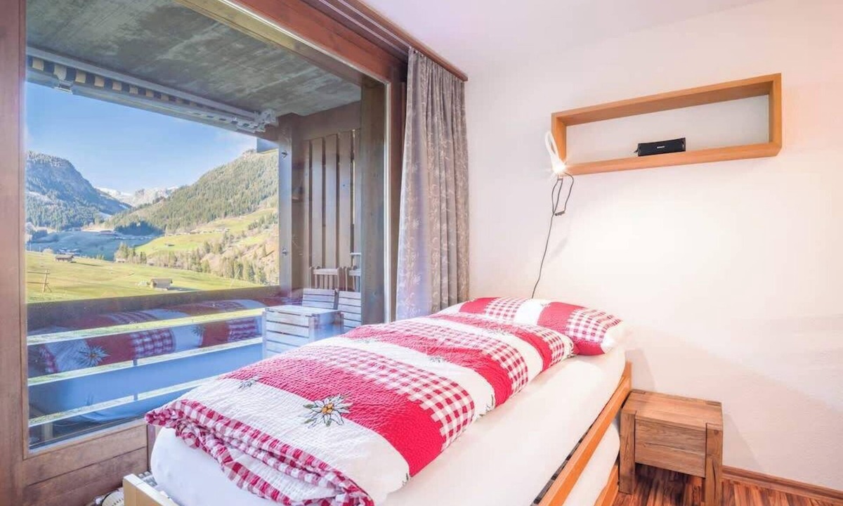Nuegg Apartment | Alpine Studio for 4 in Nature Parc balcony&Parking