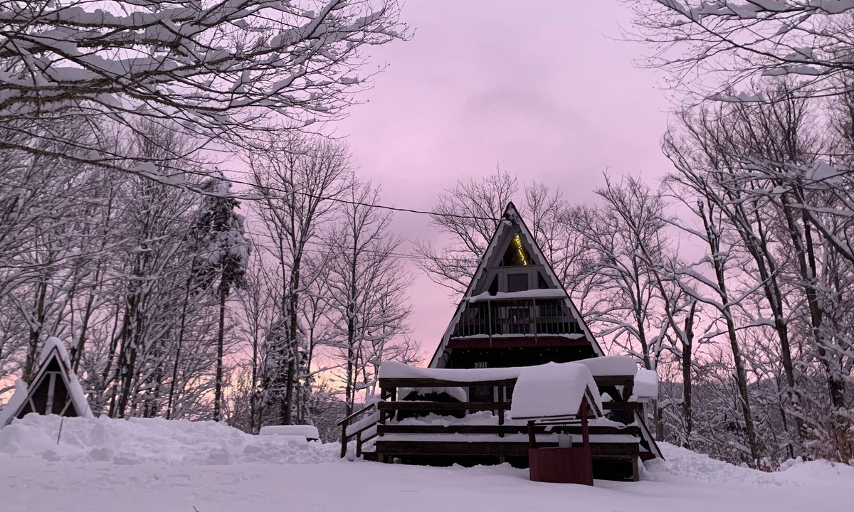 Warren Cabin | Alpine Village Chalet
