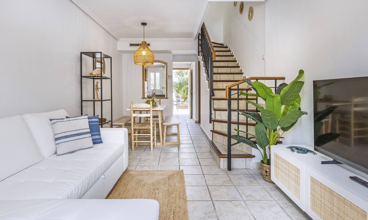Javea Ski Chalet | Altamar Brisa