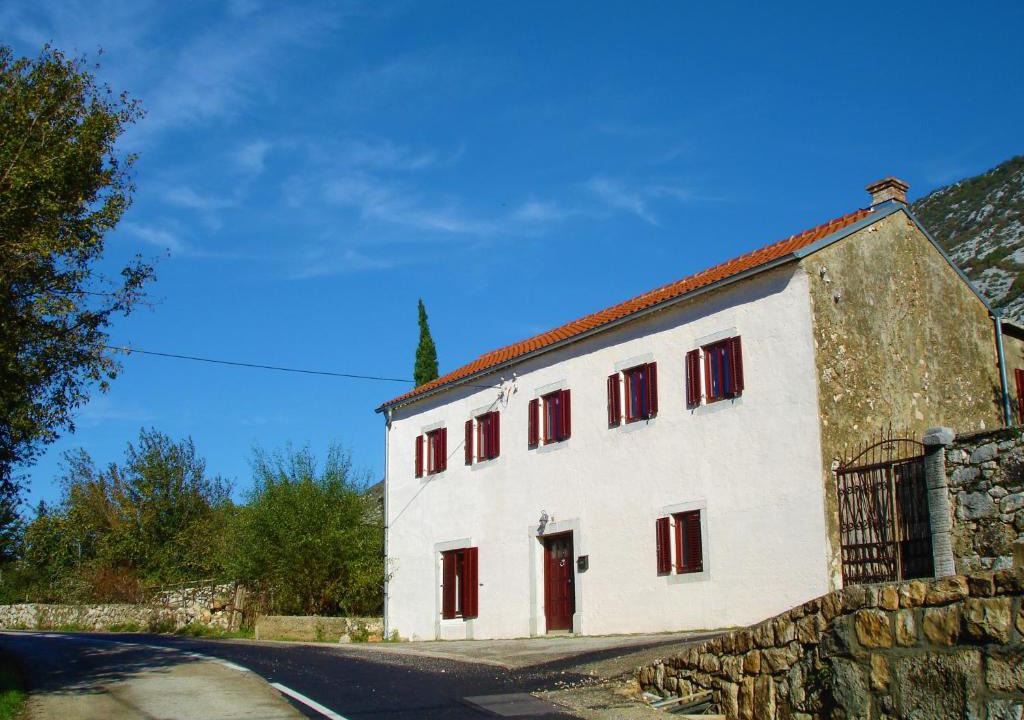 Drivenik House | Altes Bauernhaus
