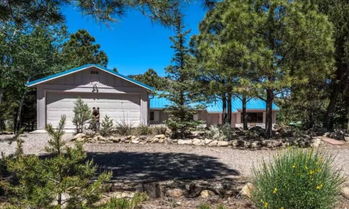 Alto House | Alto Gem - Mtn View Rendezvous - Hot Tub - Great Views