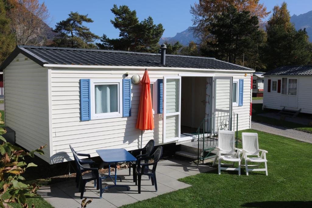 Schupberg House | Altogold Swiss Holidays At Manor Farm 5*
