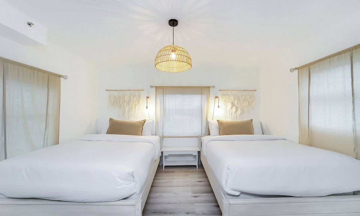 West Avenue Hotel | Alton Road