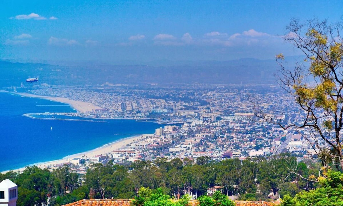 Torrance House | Always a Great Idea To Unwind! Pets Allowed, Free Public Parking