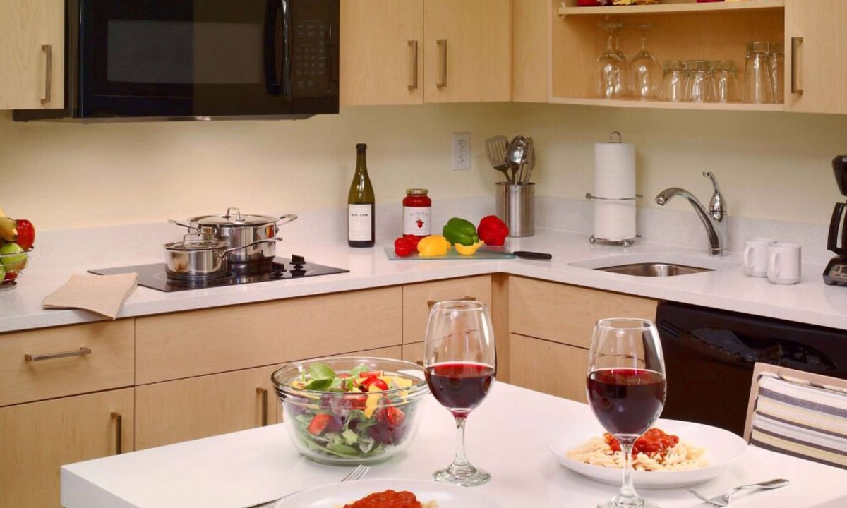 Parsippany House | Always a Great Idea To Unwind! 2 Comfortable Units, Pets Allowed, Free Parking