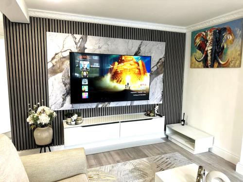 Colchester Apartment | Ama comfort Stay