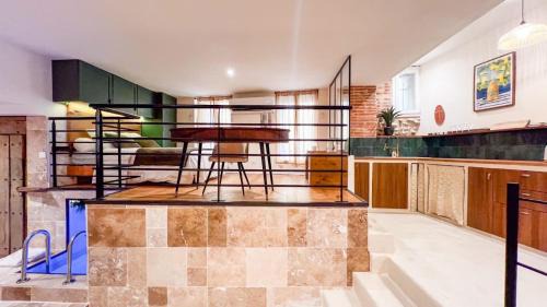 Saint-Jean Apartment | Amagat Loft Piscine et Hammam