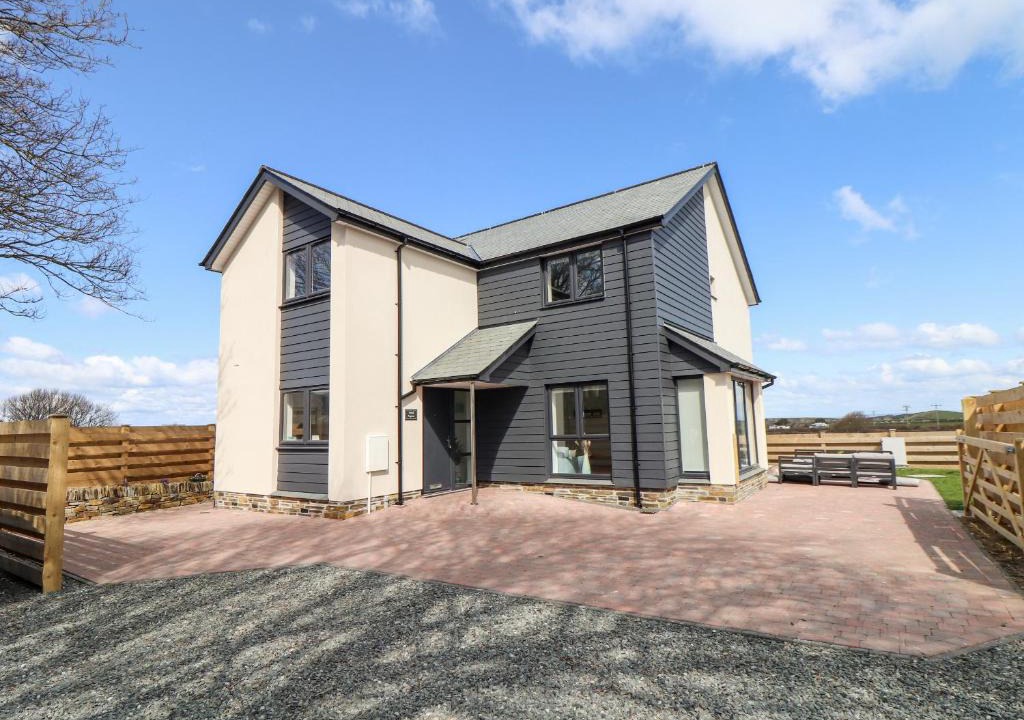 Tintagel House | Amal Anpras