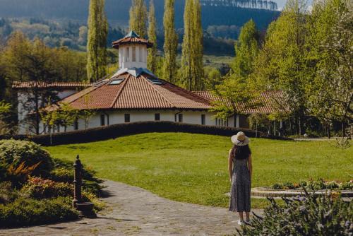 Traslavina Hotel | Amalurra Ecohotel & Retreat Center