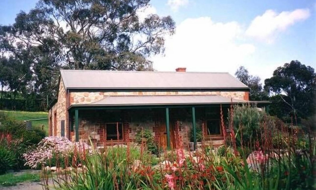 Kuitpo Bed & Breakfast | Amanda's Cottage 1899