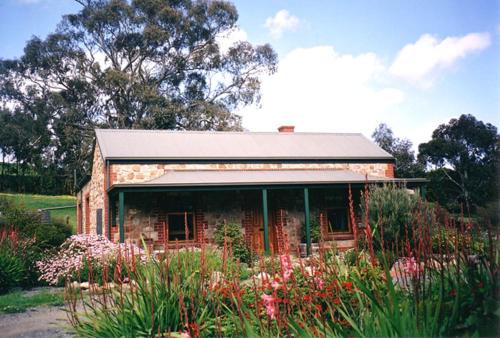 Kuitpo Bed & Breakfast | Amanda's Cottage 1899