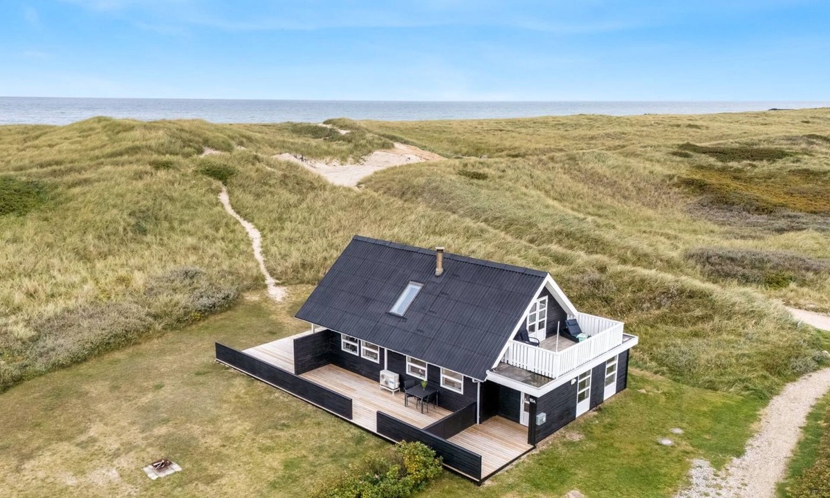 Vrist Strand House | "Amandus" - 100m from the sea by Interhome