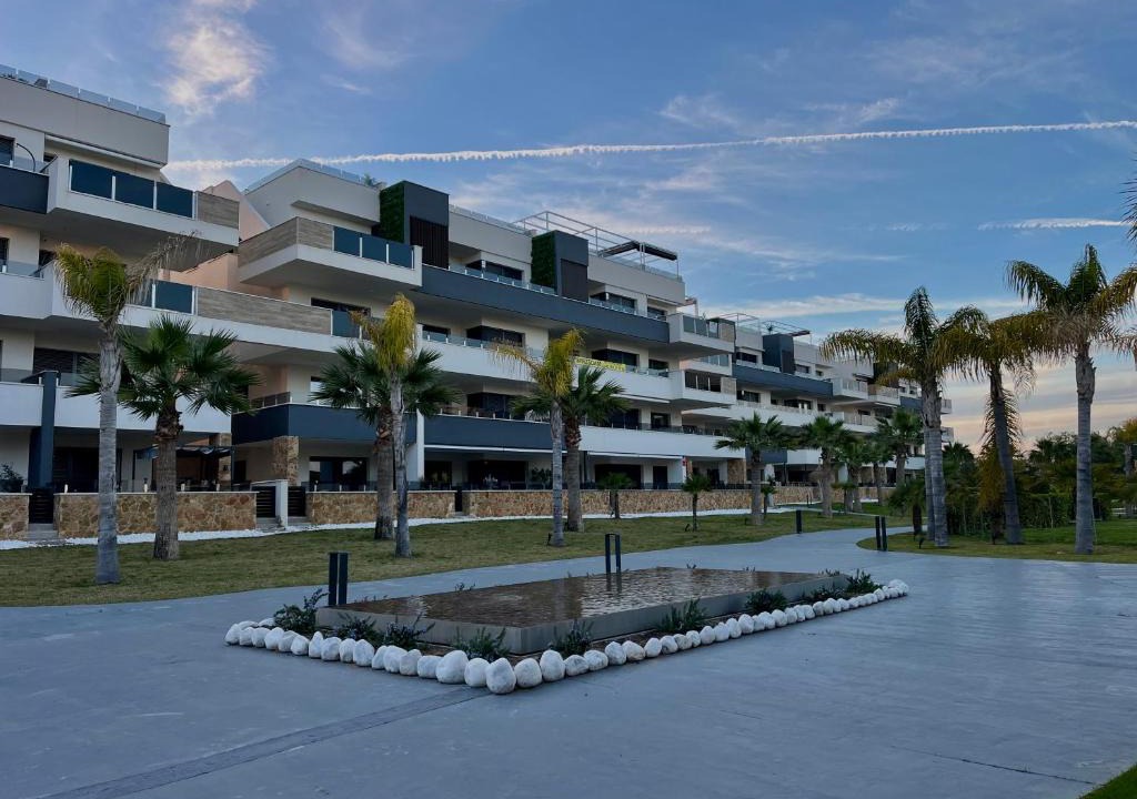 Flamenca Beach Apartment | Amanecer De'Luxe Apartment
