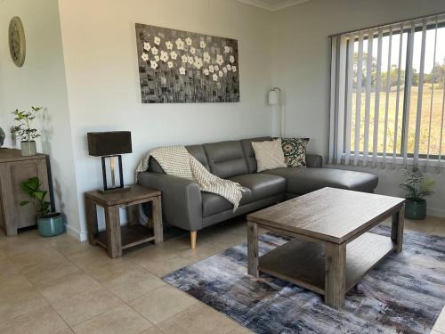 Kingscote House | Amaroo holiday home
