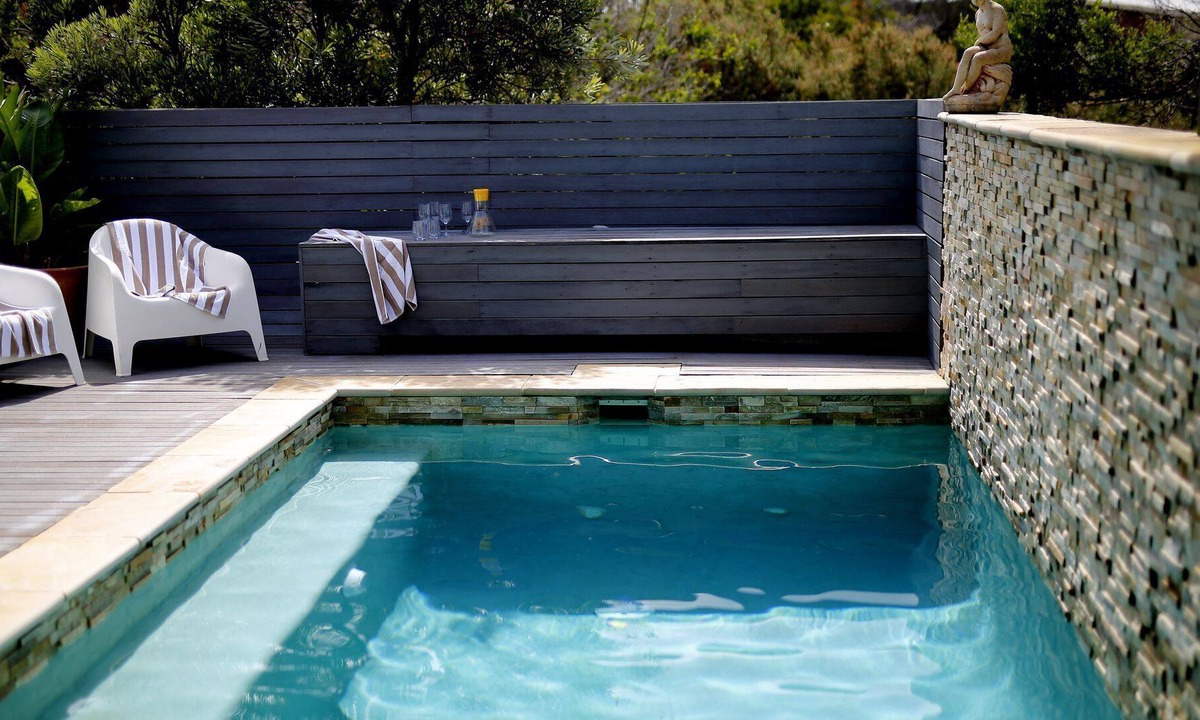 Fingal House | Amaroo - Stunning property Moonah Links Golf Course