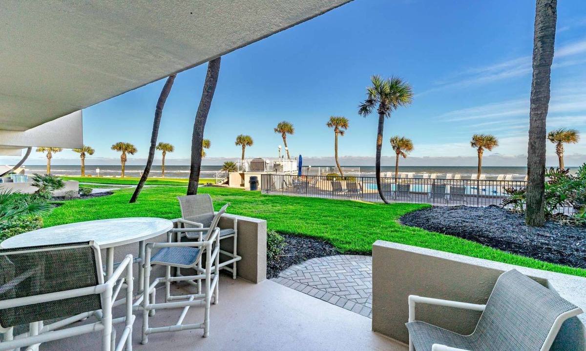 Ormond-by-the-Sea Condo | Amazing 2-bedroom beachfront condo on Ormond Beach steps from pool and beach.