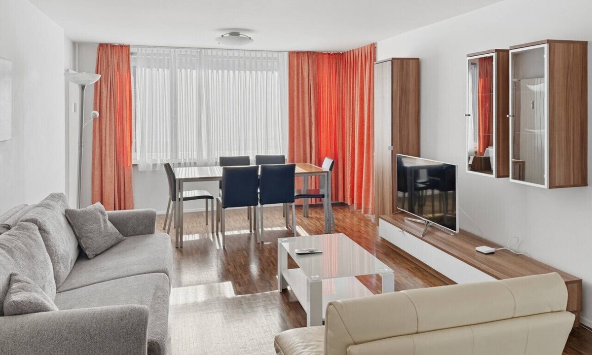 Seefeld Apartment | Amazing 2BR near Lake - Flower 33