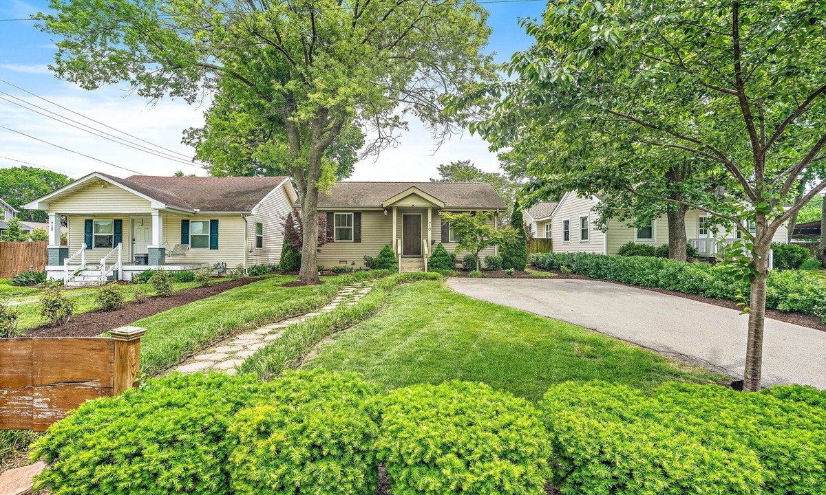The Nations House | Amazing 3 Bed, 2 Bath in the Nations Neighborhood!