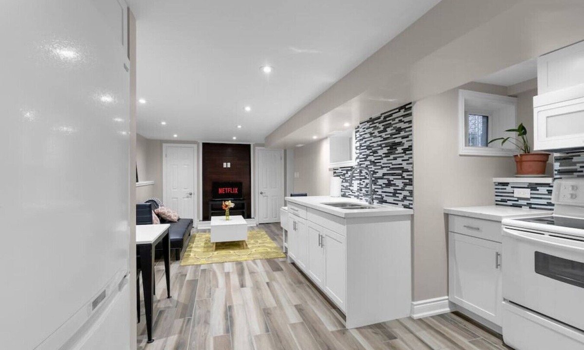 Riverdale House | Amazing 4BR - 10 Minutes to Downtown - Free Parking