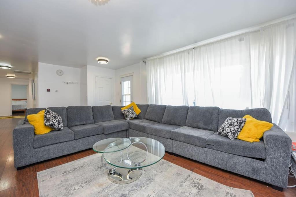 Athol Springs Ski Chalet | Amazing 4BR Villa with Heated Salt Water Pool