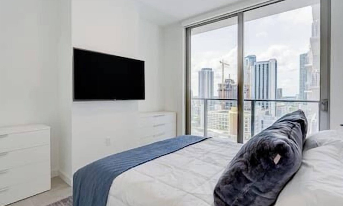 Downtown Miami Apartment | Amazing 6 ppl apt. right downtown
