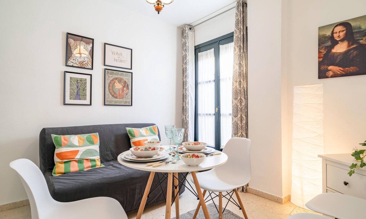 Carmona Apartment | Amazing apartment in Carmona with WiFi