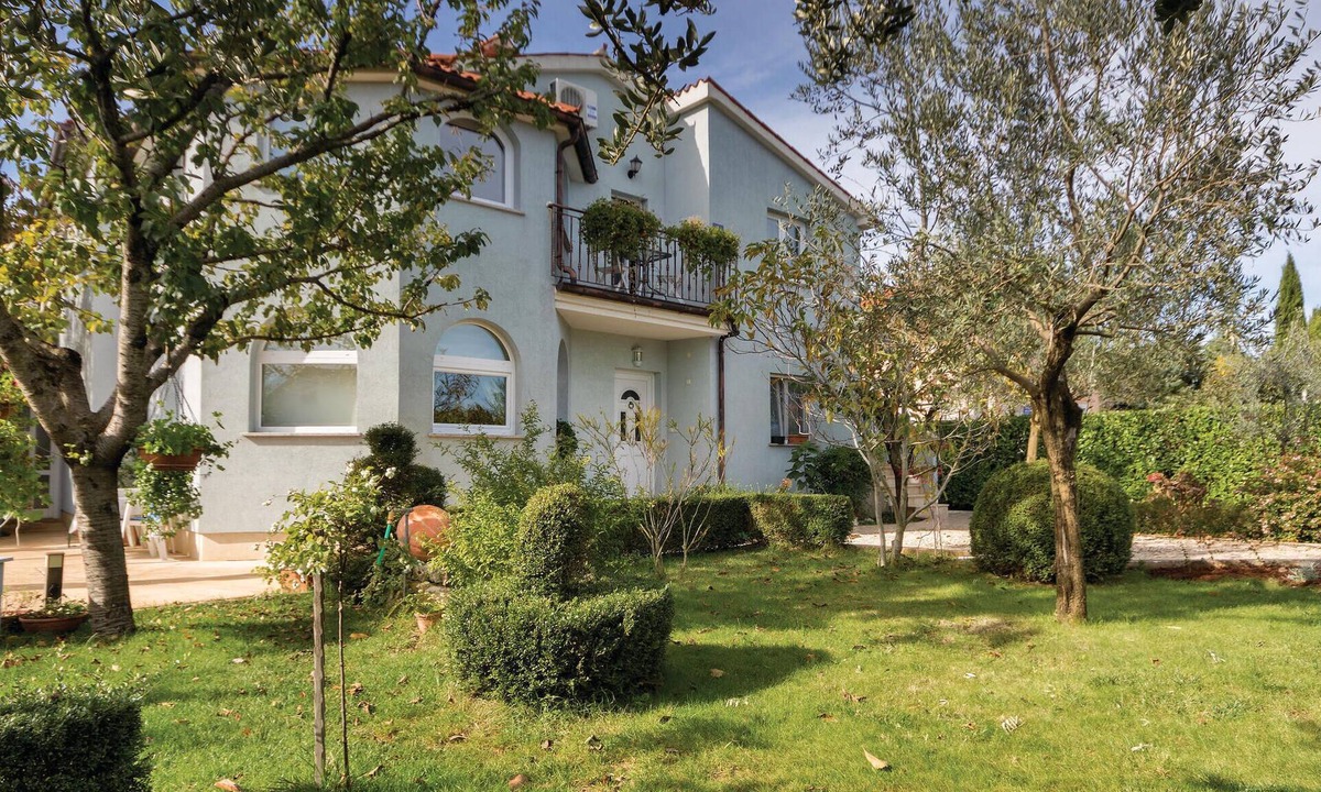Valbandon Apartment | Amazing apartment in Fazana with WiFi