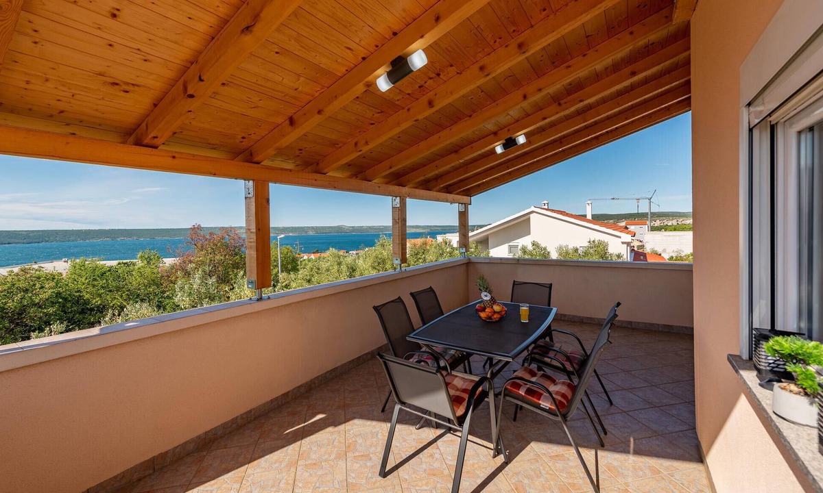 Jasenice Apartment | Amazing apartment in Maslenica with WiFi