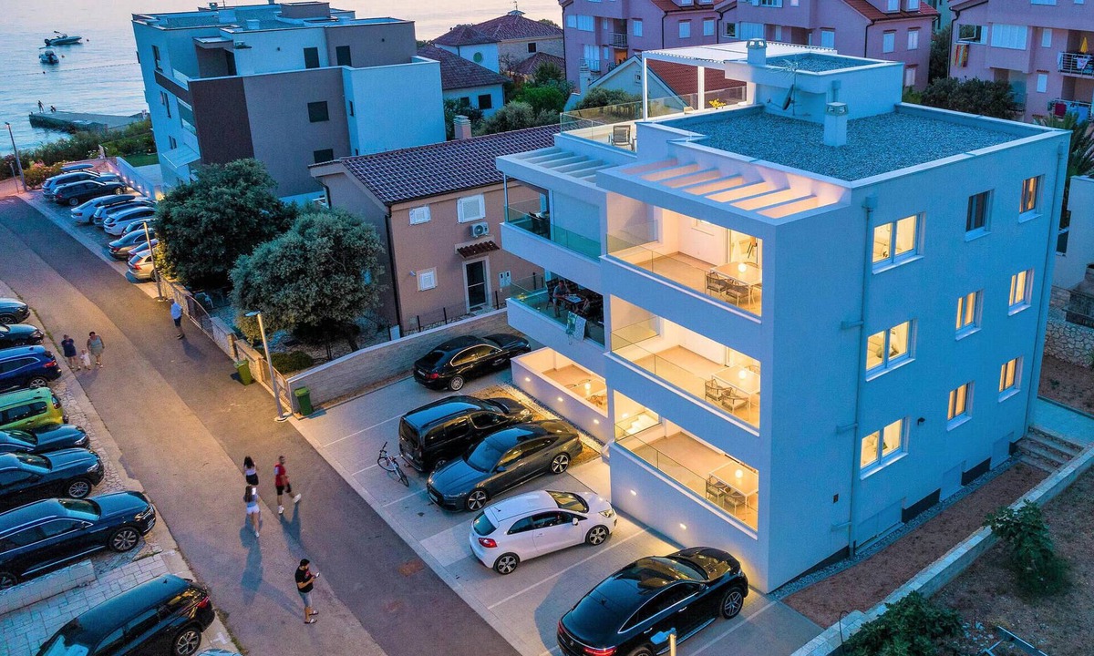 Kolan Apartment | Amazing Apartment In Mandre