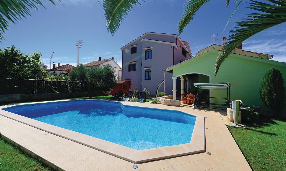 Zadar Apartment | Amazing apartment in Zadar with WiFi