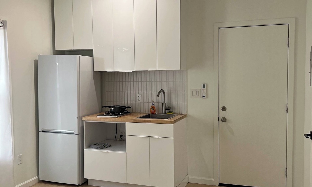 Westlake South Apartment | Amazing apartment with AC near vibrant Downtown Los Angeles