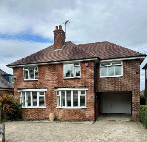 Mickleover House | Amazing City Centre Home