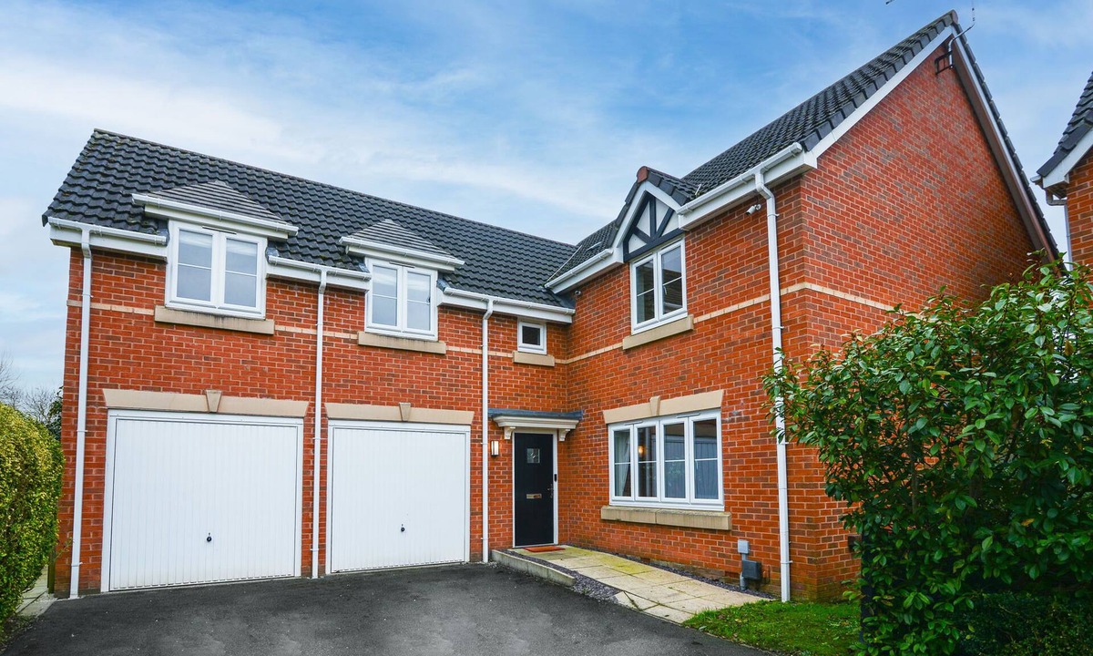 Pride Park House | Amazing City Centre Home