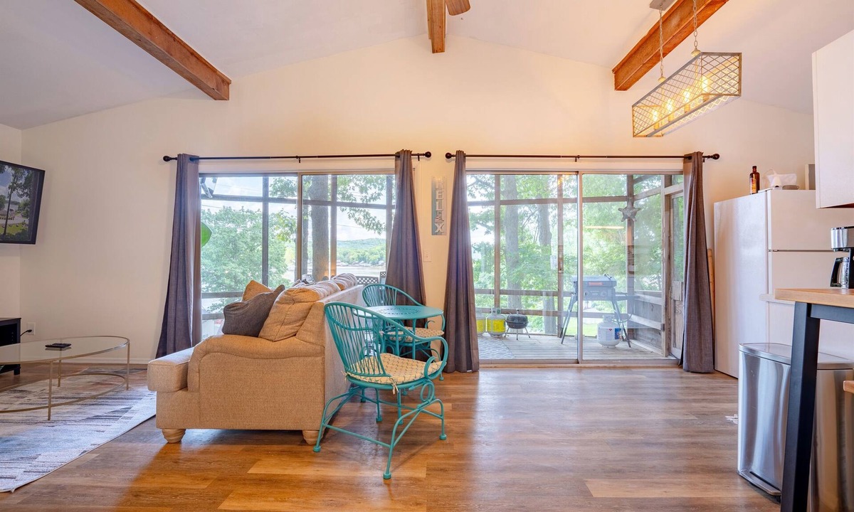 Sunrise Beach House | Amazing Full View of Cove - Privacy - Relaxation