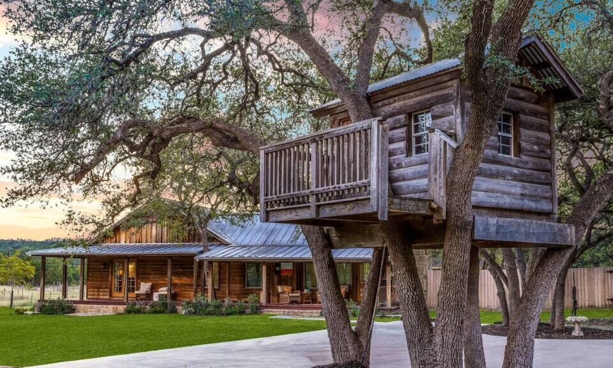 Leander Cabin | Amazing Hill Country Experience, Cabin on 14 Acres