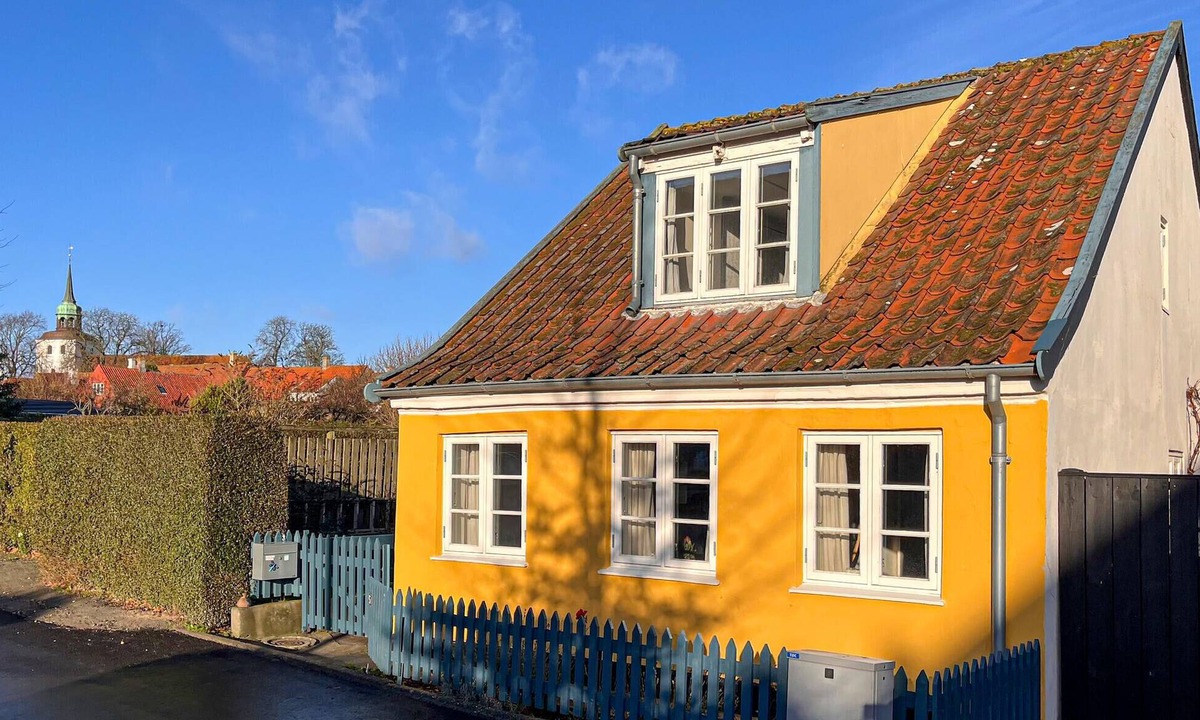 Ærø Municipality House | Amazing home in ærøskøbing with WiFi