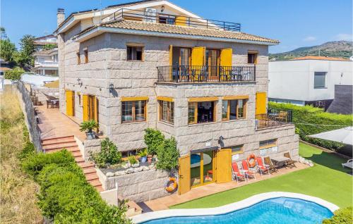 Alella House | Amazing Home In Alella