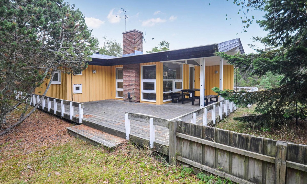 Anholt House | Amazing home in Anholt with kitchen